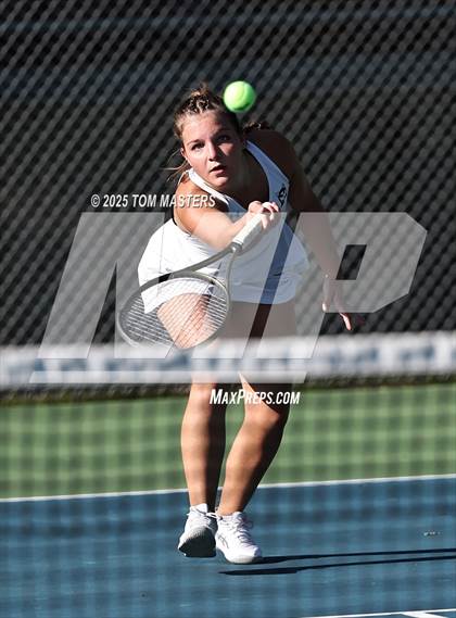 Thumbnail 2 in Hough @ Myers Park photogallery.