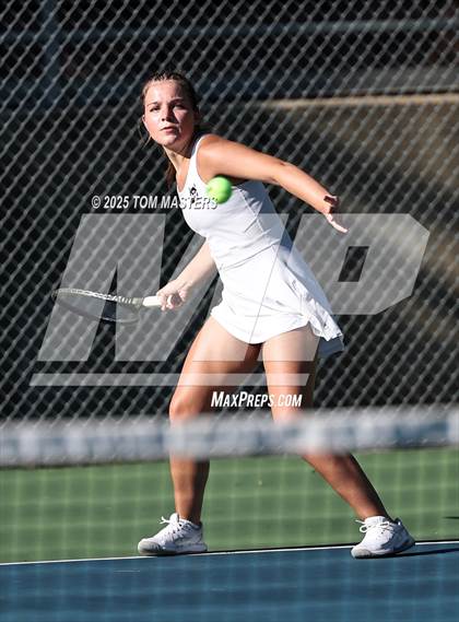 Thumbnail 3 in Hough @ Myers Park photogallery.