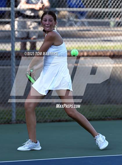 Thumbnail 2 in Hough @ Myers Park photogallery.