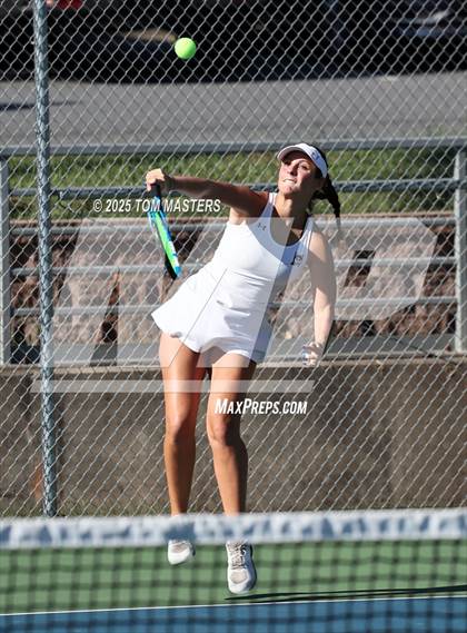 Thumbnail 2 in Hough @ Myers Park photogallery.