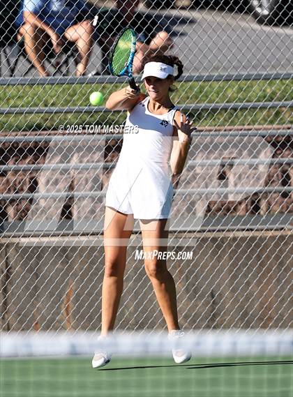 Thumbnail 2 in Hough @ Myers Park photogallery.