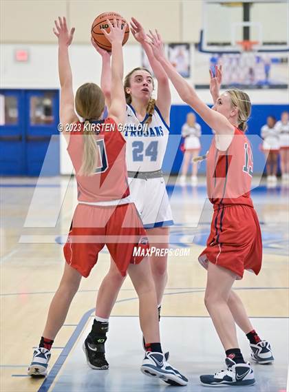 Thumbnail 3 in Trinity Valley vs Fort Worth Country Day photogallery.
