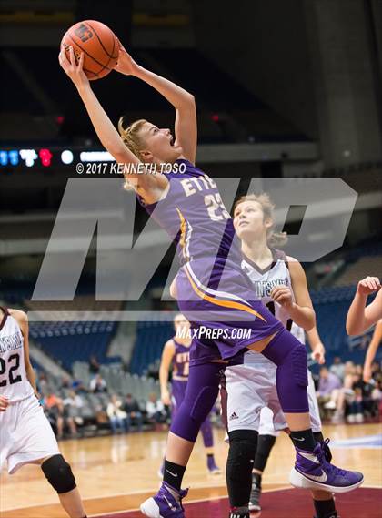 Thumbnail 2 in Martins Mill vs. Panhandle (UIL 2A Final) photogallery.