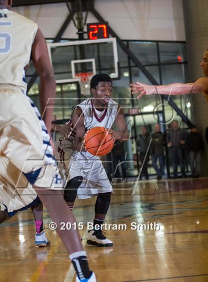 Thumbnail 2 in Sweet Home vs Hutchinson-Central tech (Martin Luther King Jr. Classic) photogallery.