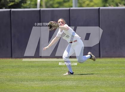 Thumbnail 1 in West vs. Riverton (UHSAA 6A Final Game 2) photogallery.