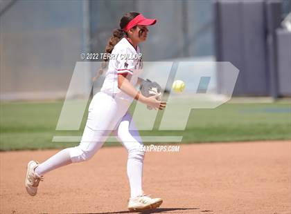 Thumbnail 1 in West vs. Riverton (UHSAA 6A Final Game 2) photogallery.