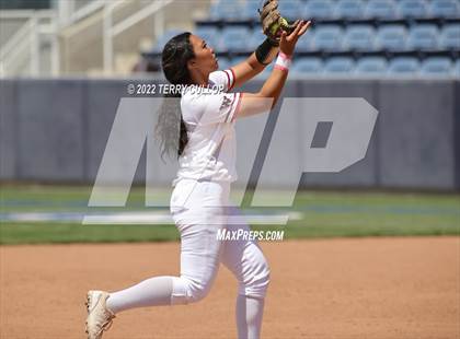 Thumbnail 2 in West vs. Riverton (UHSAA 6A Final Game 2) photogallery.