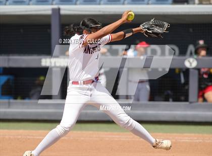 Thumbnail 3 in West vs. Riverton (UHSAA 6A Final Game 2) photogallery.