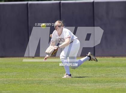 Thumbnail 2 in West vs. Riverton (UHSAA 6A Final Game 2) photogallery.