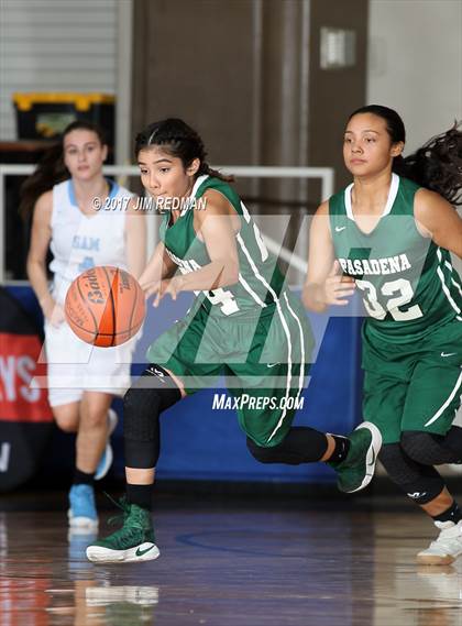 Thumbnail 2 in Pasadena vs. Sam Rayburn (McDonald's Texas Invitational) photogallery.
