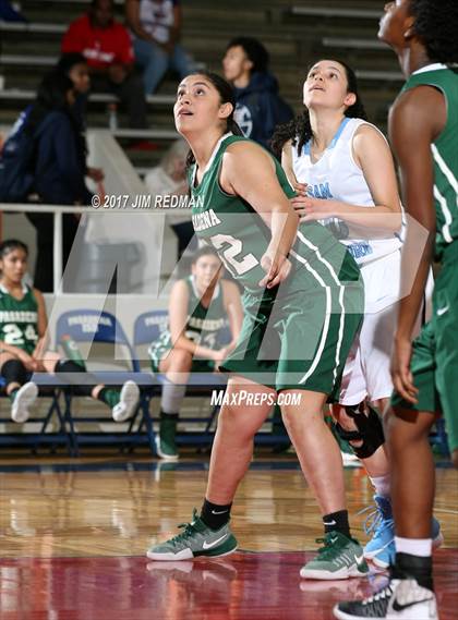 Thumbnail 2 in Pasadena vs. Sam Rayburn (McDonald's Texas Invitational) photogallery.