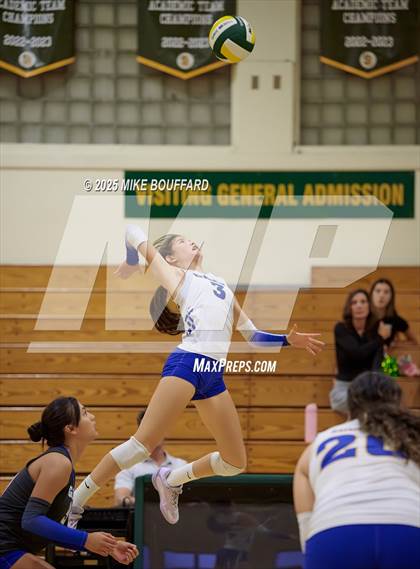 Thumbnail 3 in Santa Barbara vs Gahr (CIF-SS Quarter Finals) photogallery.