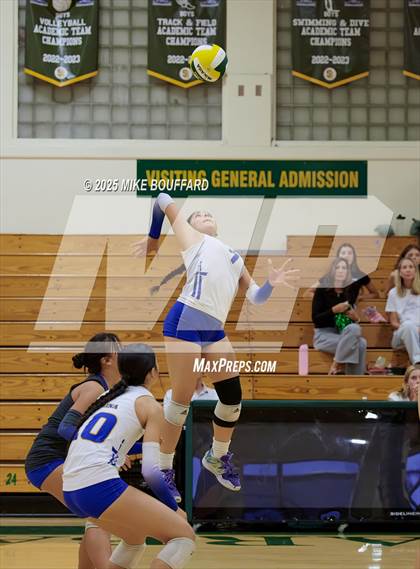 Thumbnail 3 in Santa Barbara vs Gahr (CIF-SS Quarter Finals) photogallery.