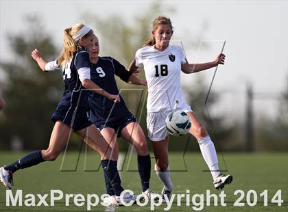 Thumbnail 3 in Rock Canyon vs. Ralston Valley (CHSAA 5A Quarterfinal) photogallery.