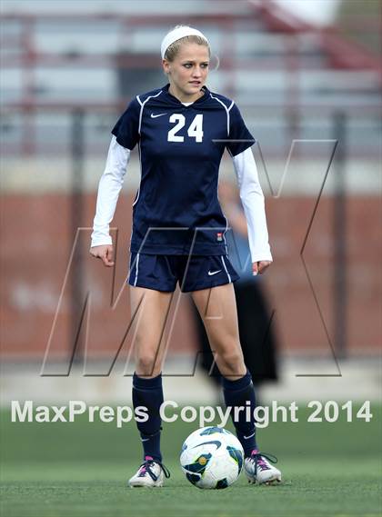 Thumbnail 1 in Rock Canyon vs. Ralston Valley (CHSAA 5A Quarterfinal) photogallery.