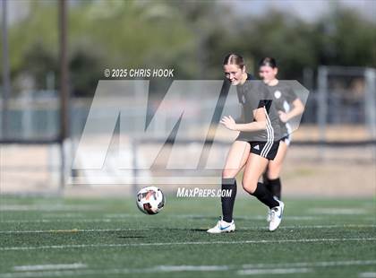 Thumbnail 1 in Flowing Wells vs Walden Grove (Kelly Pierce Soccer Tournament) photogallery.