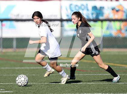 Thumbnail 1 in Flowing Wells vs Walden Grove (Kelly Pierce Soccer Tournament) photogallery.