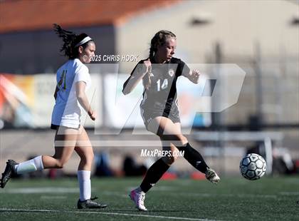 Thumbnail 2 in Flowing Wells vs Walden Grove (Kelly Pierce Soccer Tournament) photogallery.
