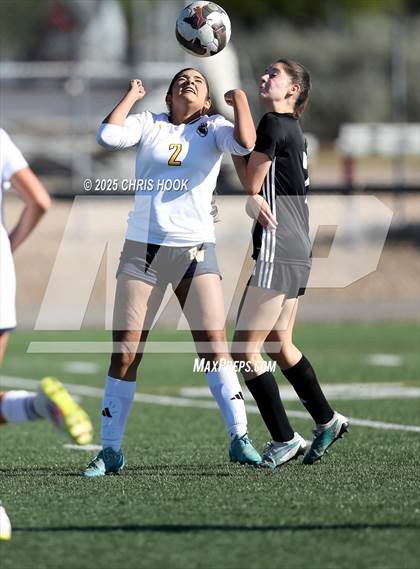 Thumbnail 2 in Flowing Wells vs Walden Grove (Kelly Pierce Soccer Tournament) photogallery.