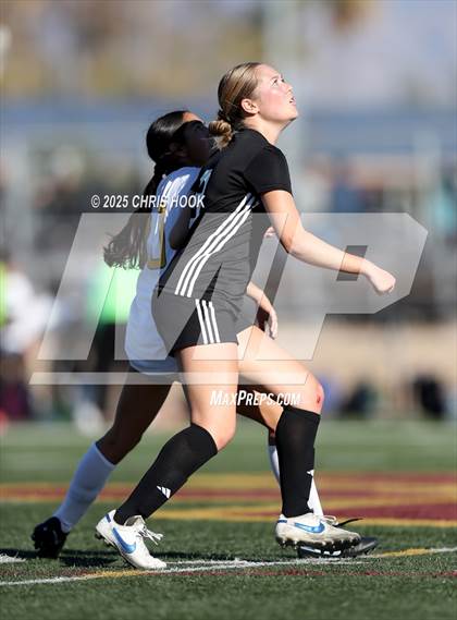 Thumbnail 2 in Flowing Wells vs Walden Grove (Kelly Pierce Soccer Tournament) photogallery.