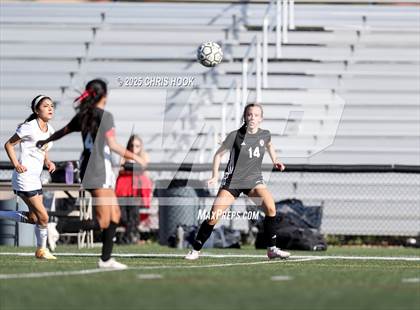 Thumbnail 1 in Flowing Wells vs Walden Grove (Kelly Pierce Soccer Tournament) photogallery.