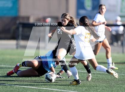 Thumbnail 1 in Flowing Wells vs Walden Grove (Kelly Pierce Soccer Tournament) photogallery.