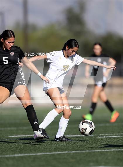Thumbnail 2 in Flowing Wells vs Walden Grove (Kelly Pierce Soccer Tournament) photogallery.