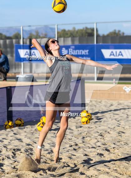 Thumbnail 1 in Canyon de Oro vs. Sunnyslope (AIA 6A Pairs D-I RD2) photogallery.