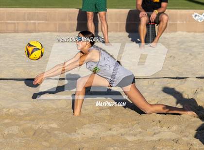 Thumbnail 2 in Canyon de Oro vs. Sunnyslope (AIA 6A Pairs D-I RD2) photogallery.