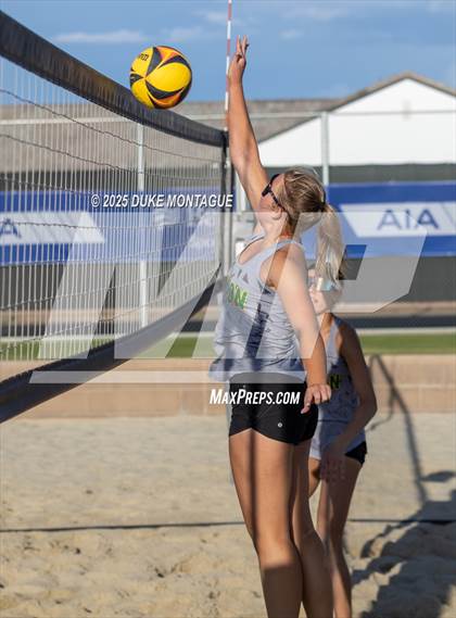 Thumbnail 2 in Canyon de Oro vs. Sunnyslope (AIA 6A Pairs D-I RD2) photogallery.