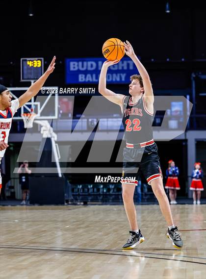 Thumbnail 3 in Denver Jewish Day vs. Belleview Christian (CHSAA 1A Championship) photogallery.