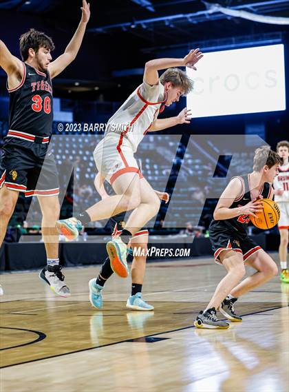 Thumbnail 2 in Denver Jewish Day vs. Belleview Christian (CHSAA 1A Championship) photogallery.