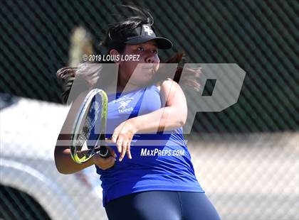 Thumbnail 1 in Baldwin Park @ Charter Oak photogallery.