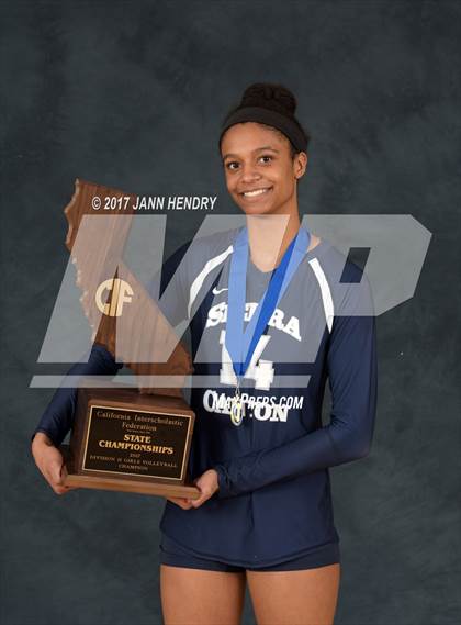 Thumbnail 1 in Sierra Canyon (CIF State D2 Awards) photogallery.