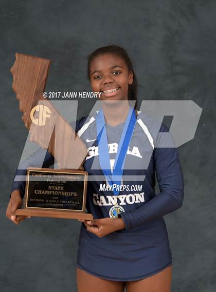Thumbnail 3 in Sierra Canyon (CIF State D2 Awards) photogallery.