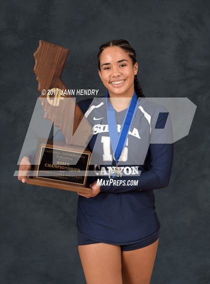 Thumbnail 1 in Sierra Canyon (CIF State D2 Awards) photogallery.