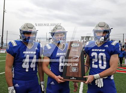 Thumbnail 3 in Steelton-Highspire vs. Union Area ( PIAA 1A Championship) photogallery.