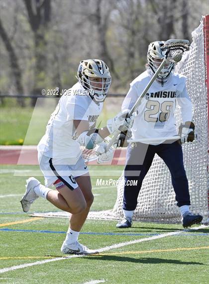 Thumbnail 1 in Lake Shore @ Canisius photogallery.