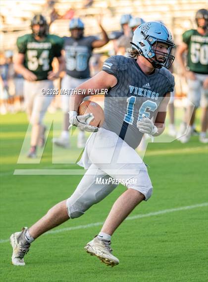 Thumbnail 2 in Ravenscroft vs South Granville (scrimmage) photogallery.
