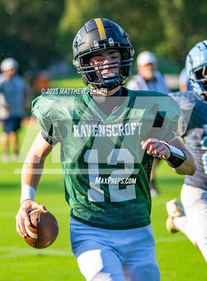 Thumbnail 3 in Ravenscroft vs South Granville (scrimmage) photogallery.