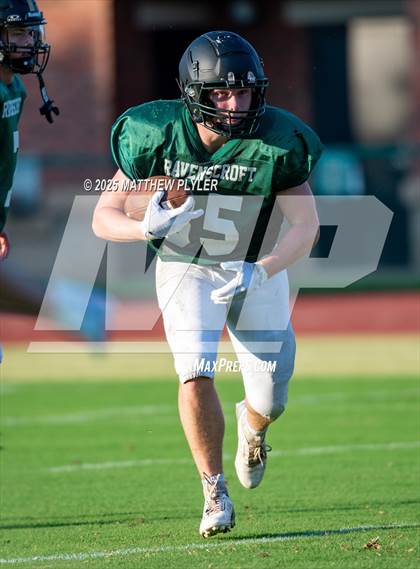 Thumbnail 3 in Ravenscroft vs South Granville (scrimmage) photogallery.