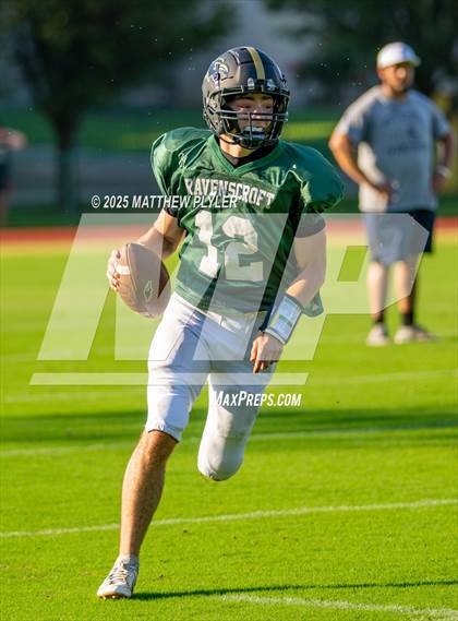 Thumbnail 3 in Ravenscroft vs South Granville (scrimmage) photogallery.