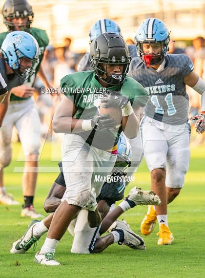 Thumbnail 2 in Ravenscroft vs South Granville (scrimmage) photogallery.