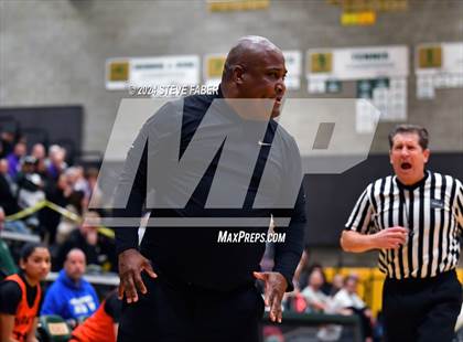 Thumbnail 2 in Davis @ Sumner  (WIAA 4A Round 1) photogallery.