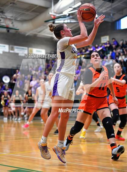 Thumbnail 2 in Davis @ Sumner  (WIAA 4A Round 1) photogallery.
