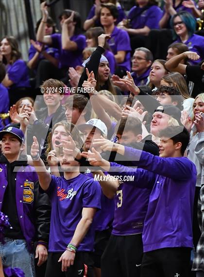 Thumbnail 1 in Davis @ Sumner  (WIAA 4A Round 1) photogallery.