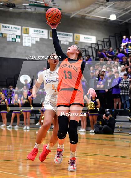 Thumbnail 1 in Davis @ Sumner  (WIAA 4A Round 1) photogallery.