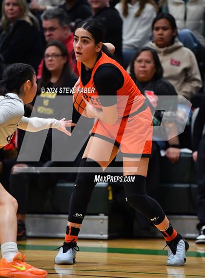 Thumbnail 1 in Davis @ Sumner  (WIAA 4A Round 1) photogallery.