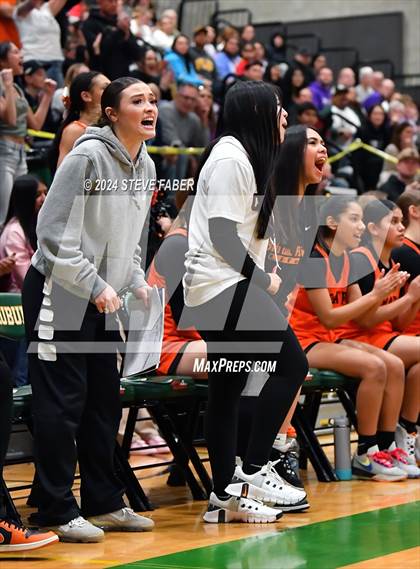 Thumbnail 3 in Davis @ Sumner  (WIAA 4A Round 1) photogallery.