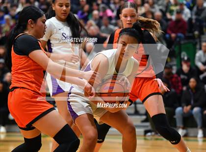 Thumbnail 1 in Davis @ Sumner  (WIAA 4A Round 1) photogallery.